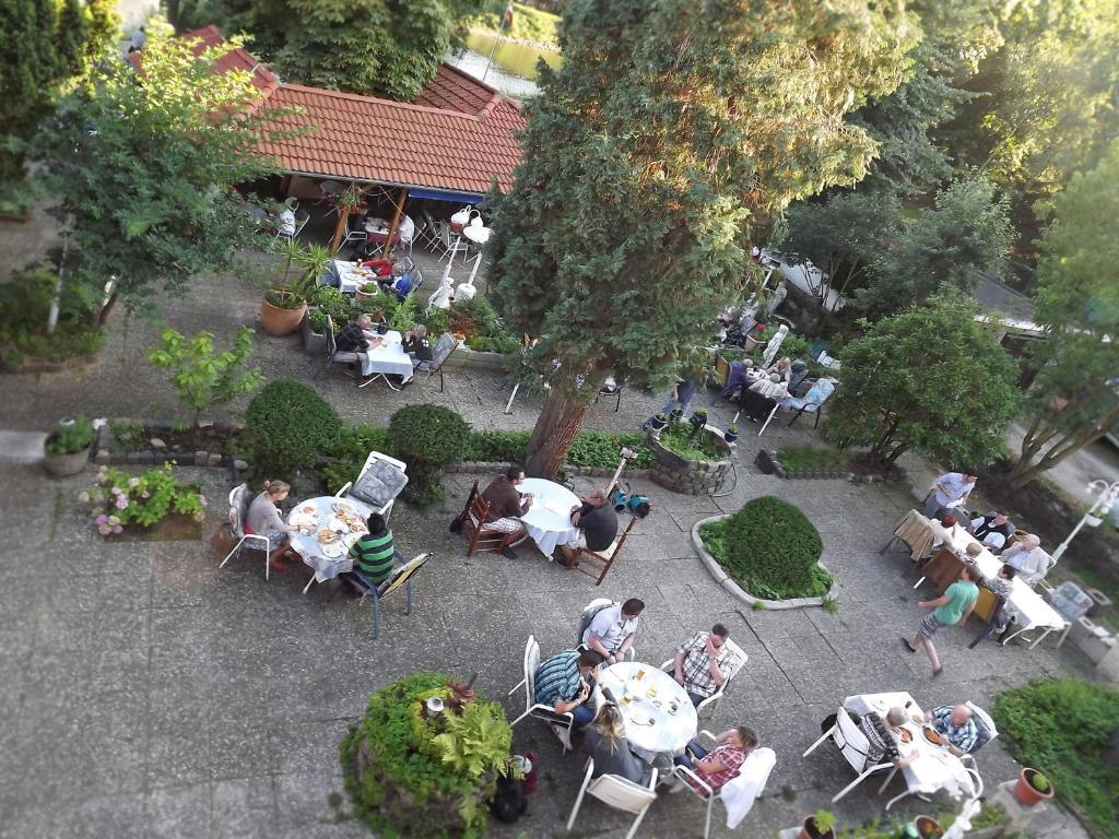Hotel Weisses Ross Lahnstein Exteriör bild